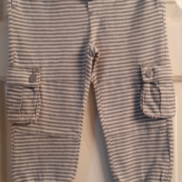 18-24 m Baby Gap cotton pants - Picture 2 of 5